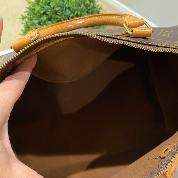 Authentic LV Speedy 35 - Picture 5 of 15